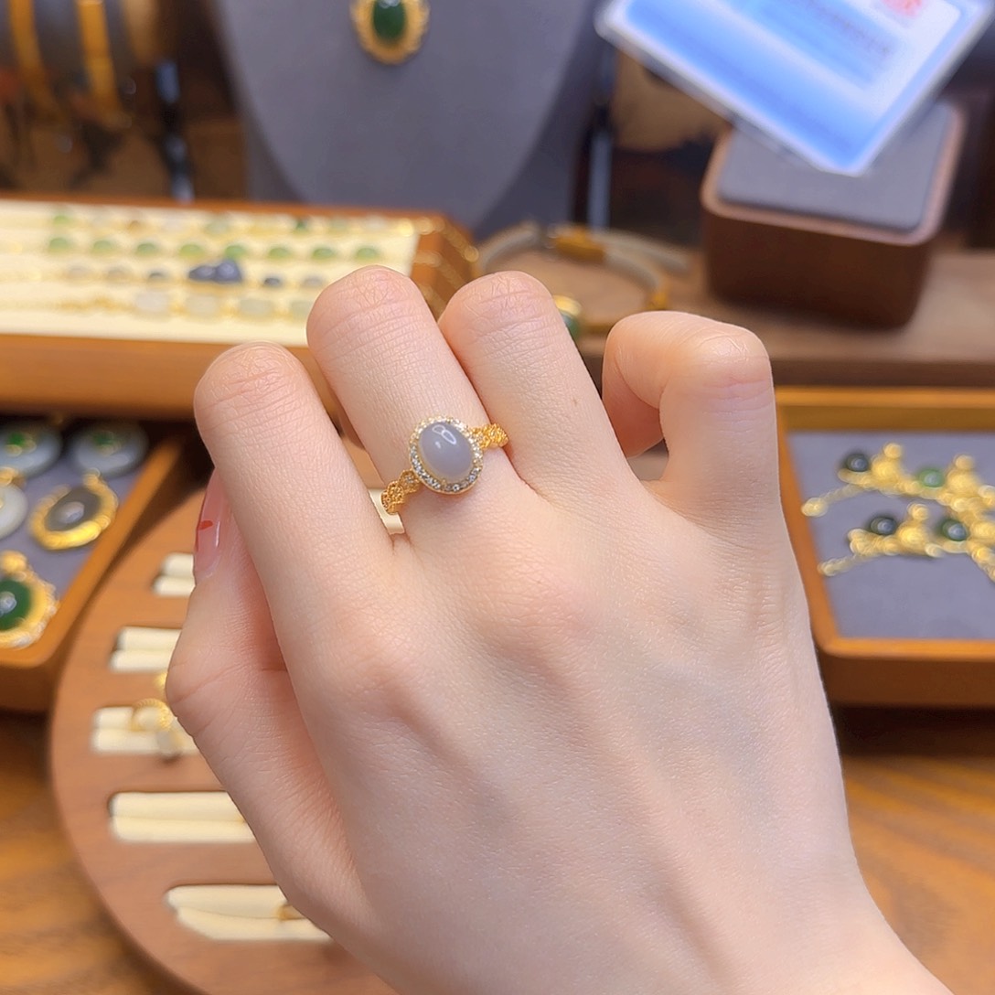 和田玉戒指银S925镀金镶嵌