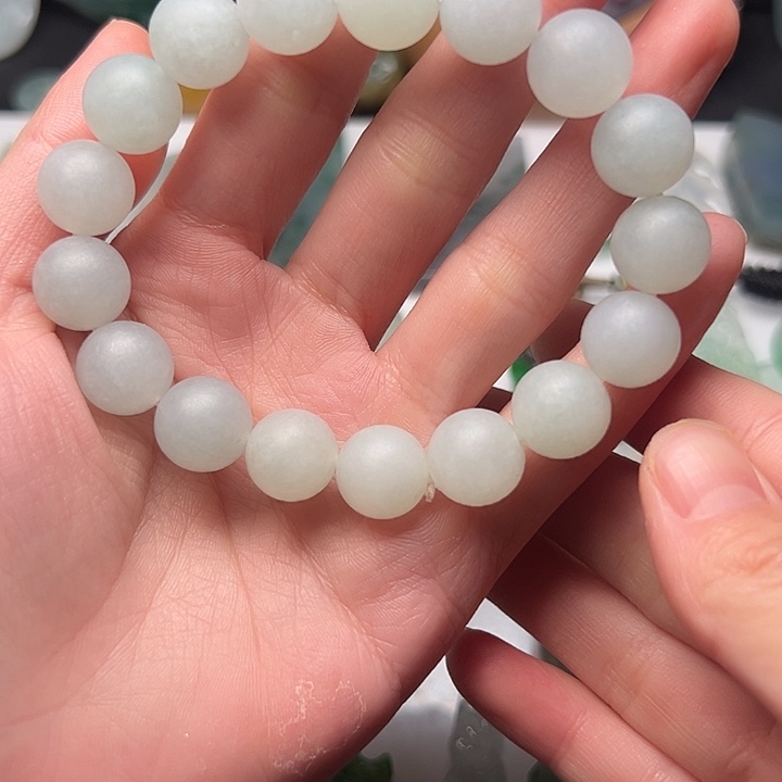 翡翠未镶嵌手链不包工