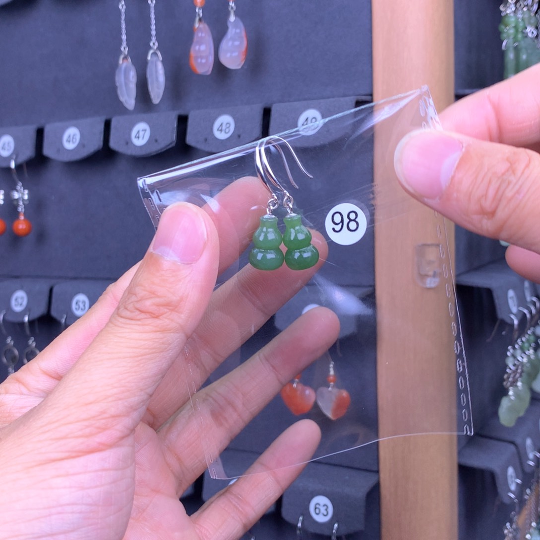 和田玉耳饰银S925镶嵌朝**天