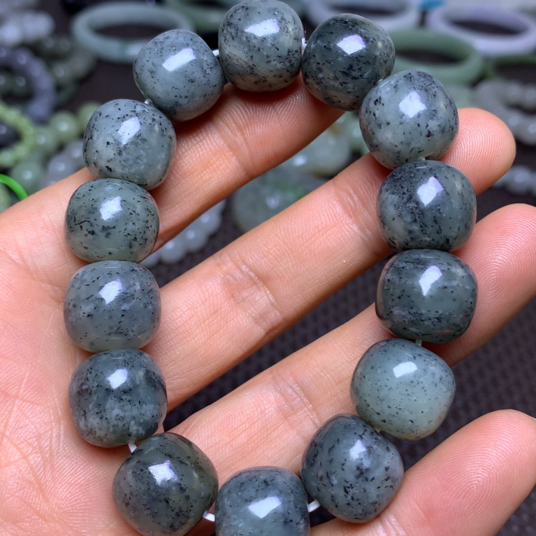 未镶嵌手串和田玉