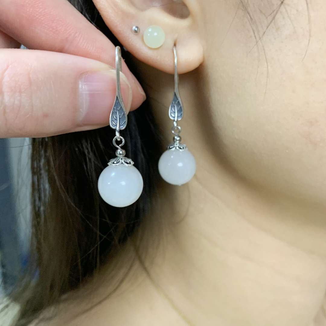 天然和田玉白玉卡12mm左右S925银镶嵌复古气质耳环