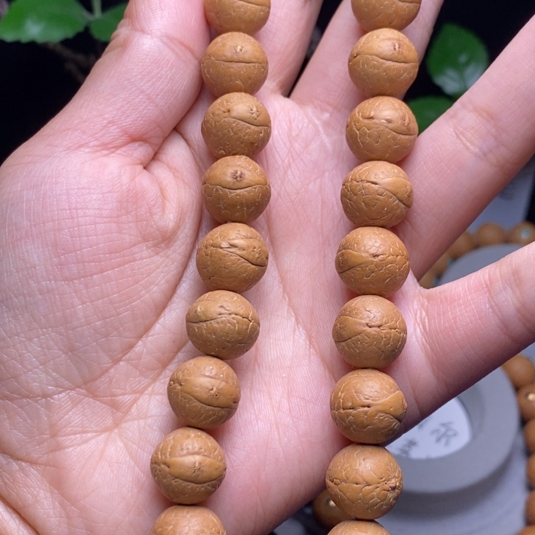 凤眼菩提吊坠12.5手持