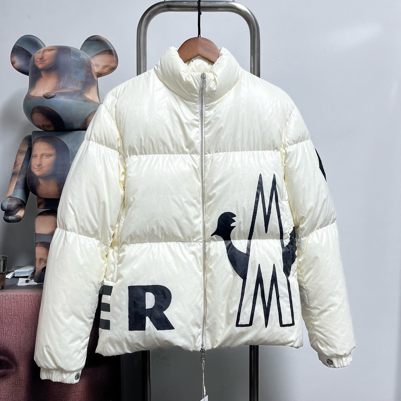 99新 MONCLER FRIESIAN羽绒服L0302尺码：2衣长66胸围54