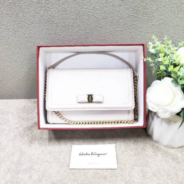 95新/菲拉格慕/市场价38888/包包/250214XZ0029