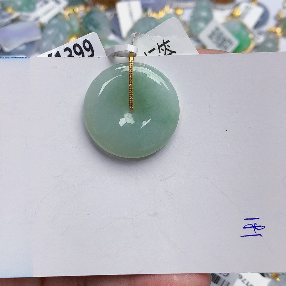 【闪购商品】翡翠颈饰18K金镶嵌11111