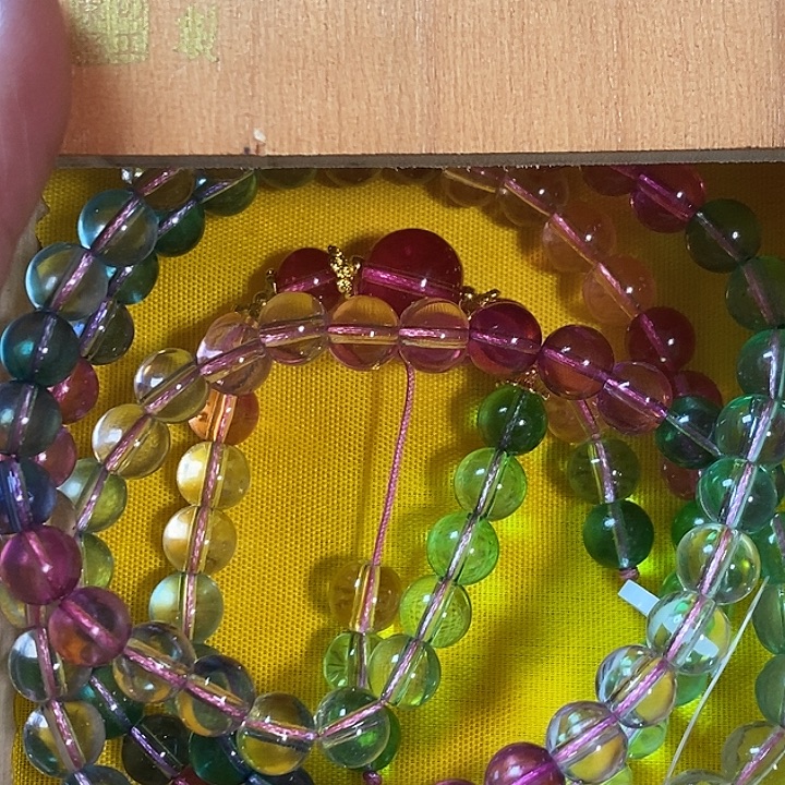 凯***歌大叶紫檀（黑酸枝木类）