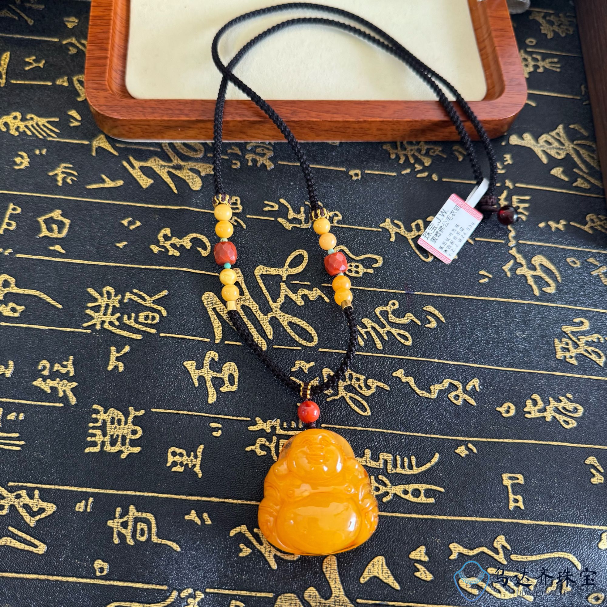 【乌达齐珠宝】37mm庄高蜜蜡佛公毛衣链吊坠