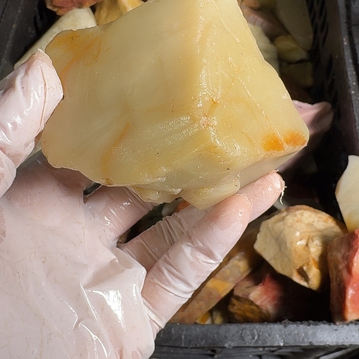 8***7寿山石寿山石的颜色