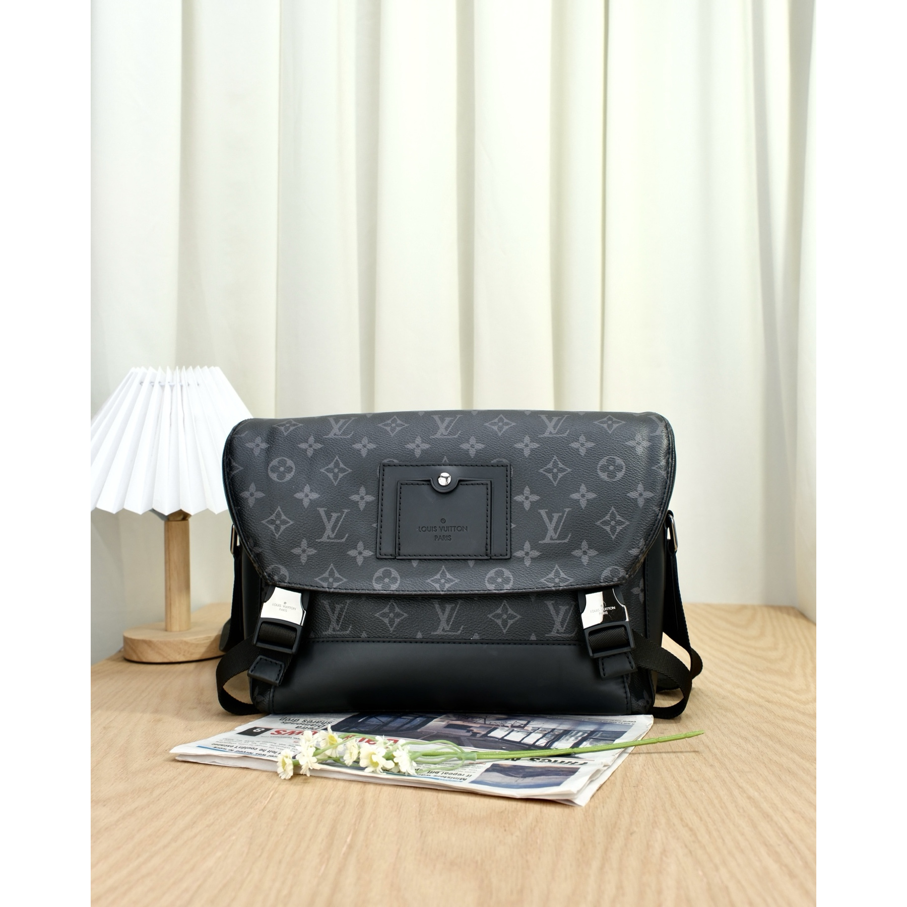 99新 LouisVuitton/路易威登 嘉壹(6917)黑老花双扣voyager邮差包