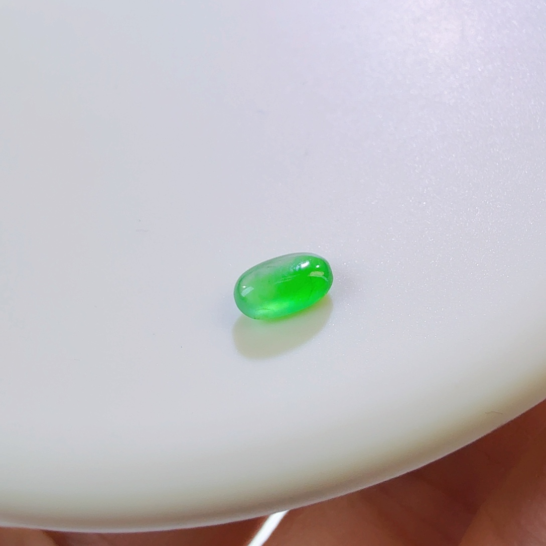 翡翠裸石炸光小蛋面