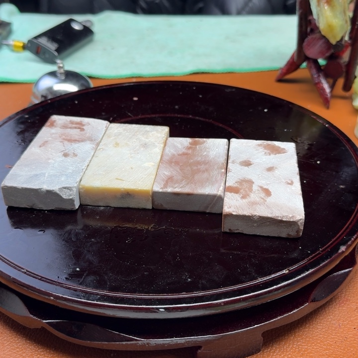 蛇纹石玉原石未镶嵌20
