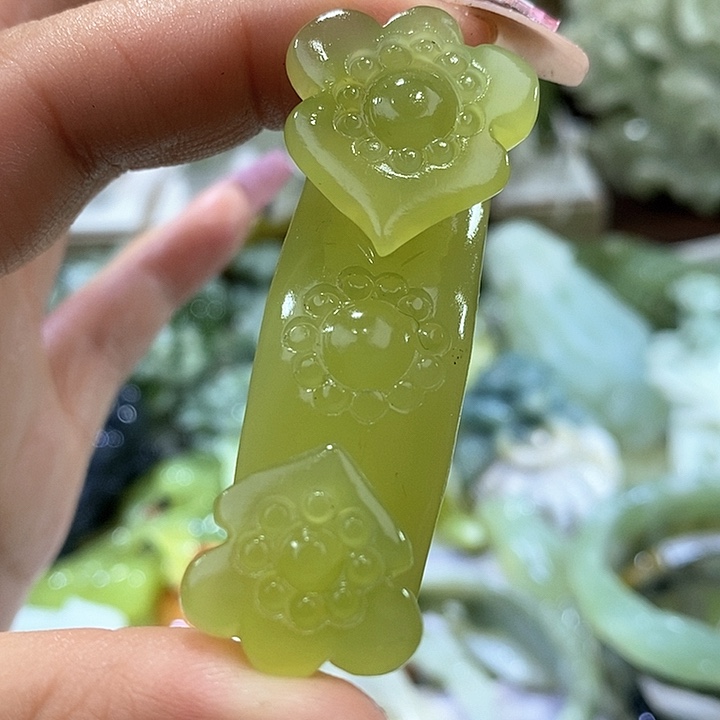 岫玉岫玉吊坠未镶嵌