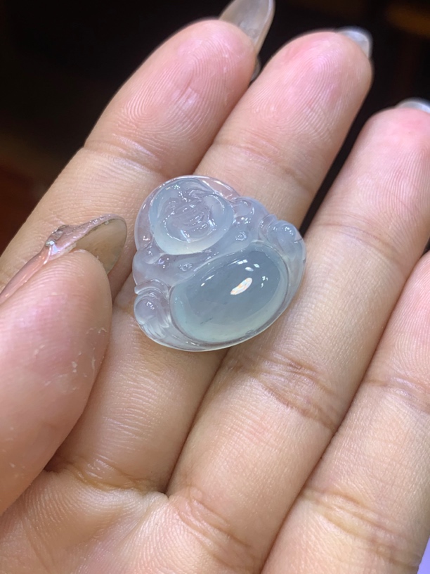 缅甸天然翡翠A货，飘花饱满小佛，胖嘟嘟，干净细腻22.2/23/6.5