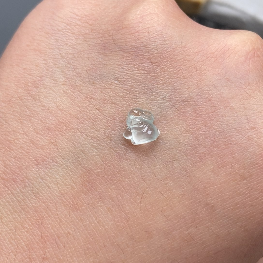 定制翡翠未镶嵌h****n翡翠兔子