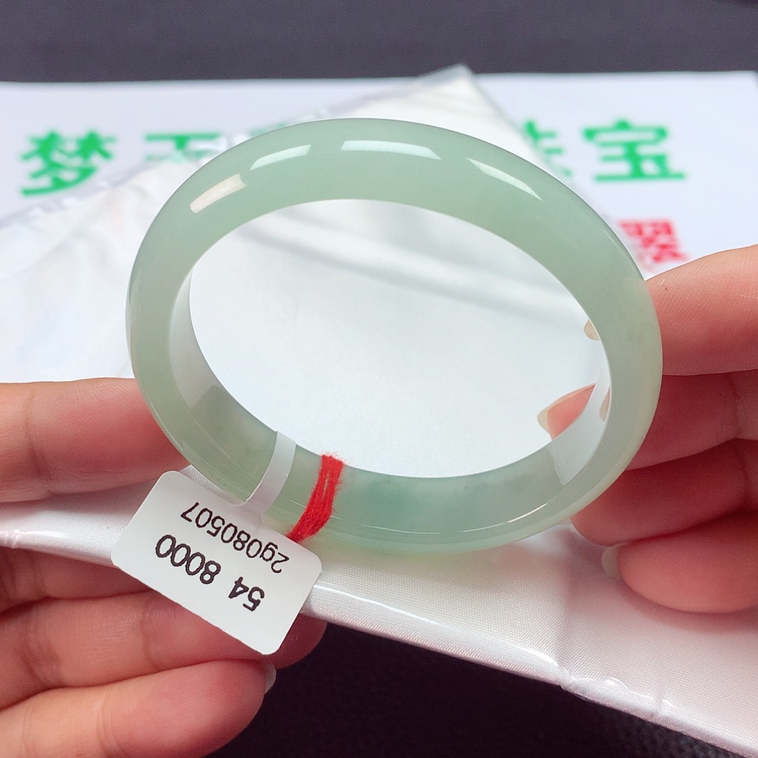 翡翠手镯（贵妃镯）未镶嵌天然缅甸A货翡翠手镯