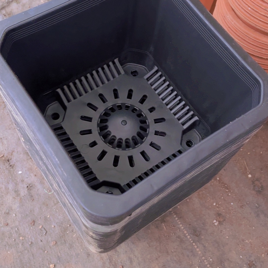 口径21.5 高15黑方盆6个