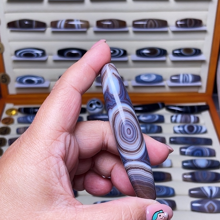 鱼***玛瑙/玉髓未镶嵌颈饰