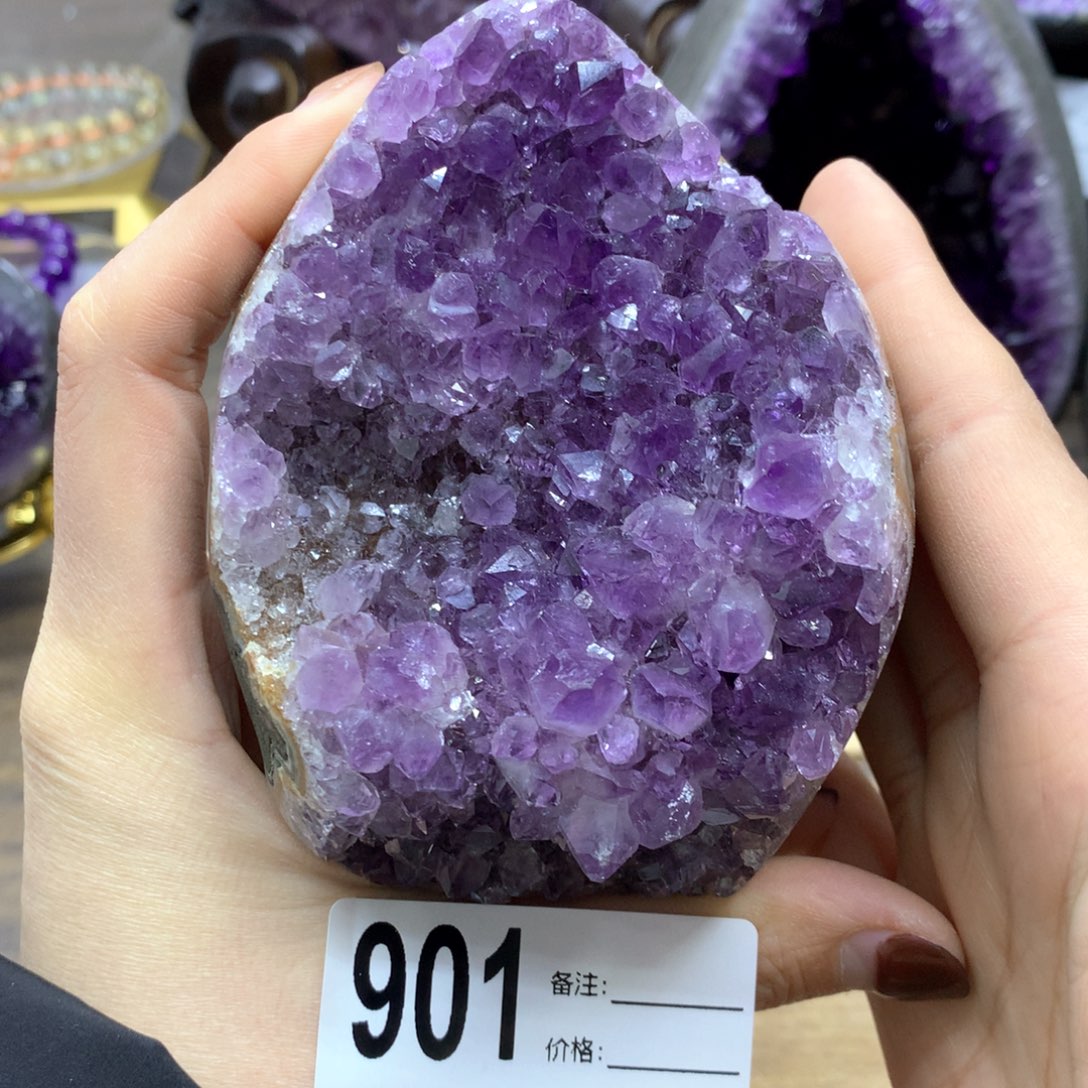 紫晶大型摆件（非配饰）未镶嵌