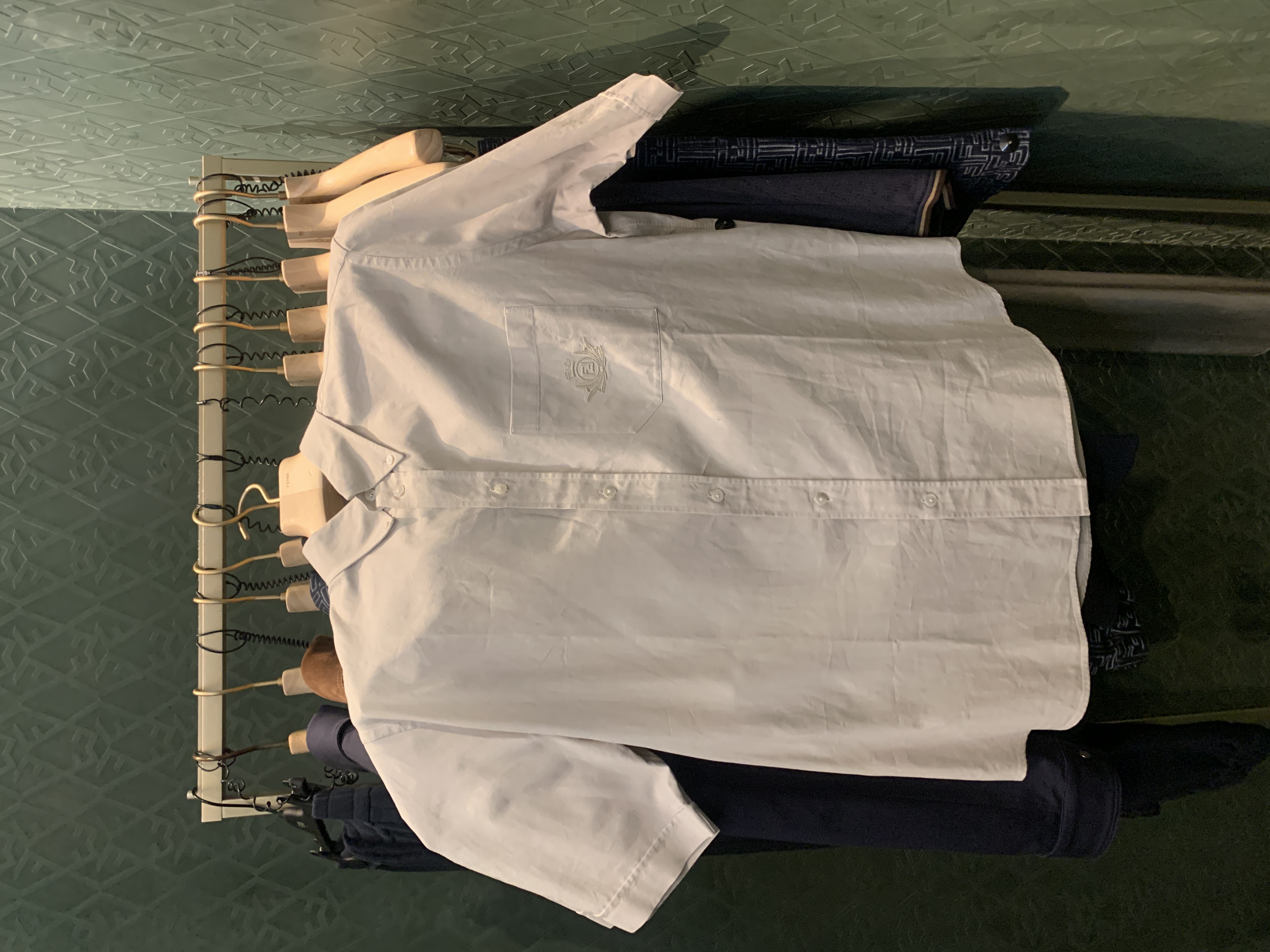 未使用 FENDI/芬迪 2025新款男士短袖衬衫折扣款