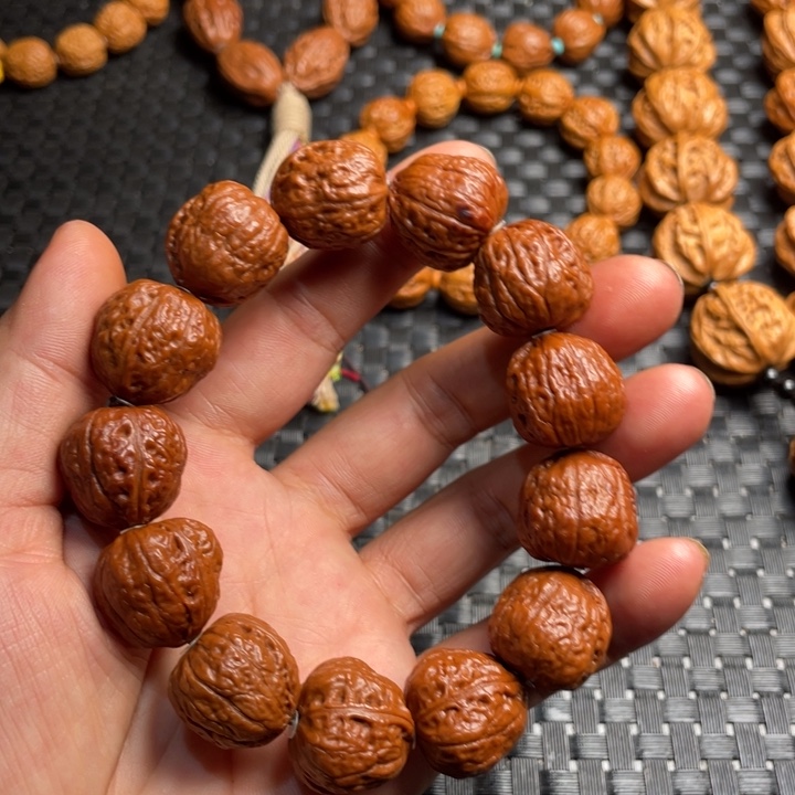 蛤蟆手串野生小核桃手串