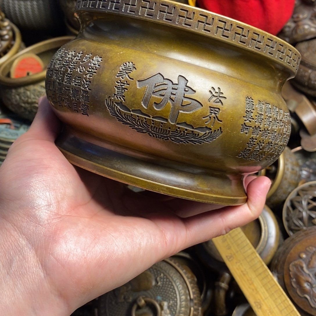 精美铜器做工精良