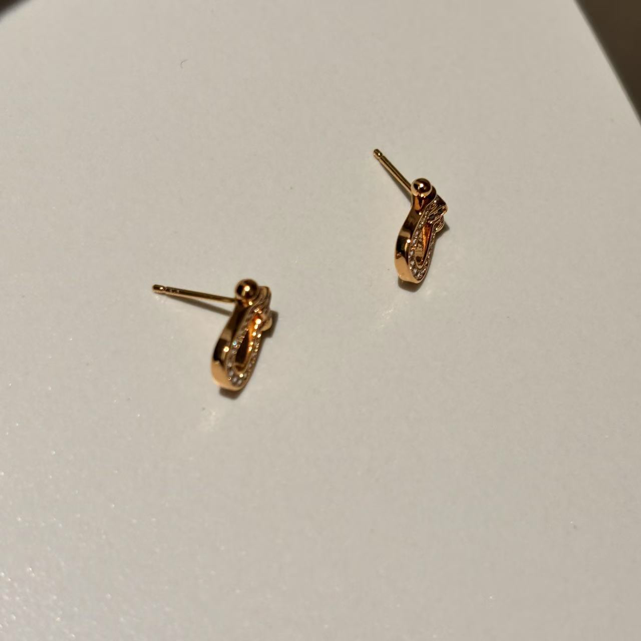 合金仿珍珠耳饰 PP.经典满星mini马足耳钉