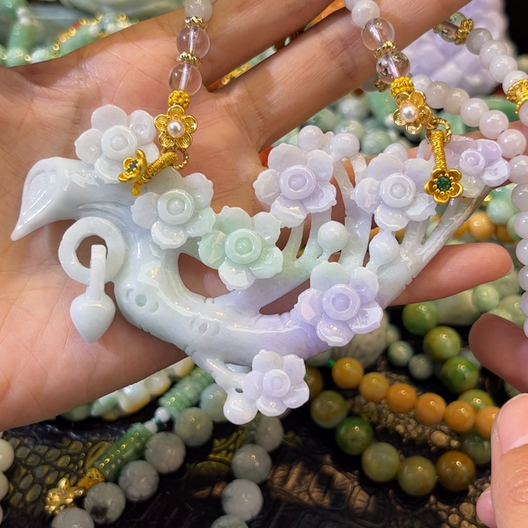 翡翠颈饰未镶嵌待编款