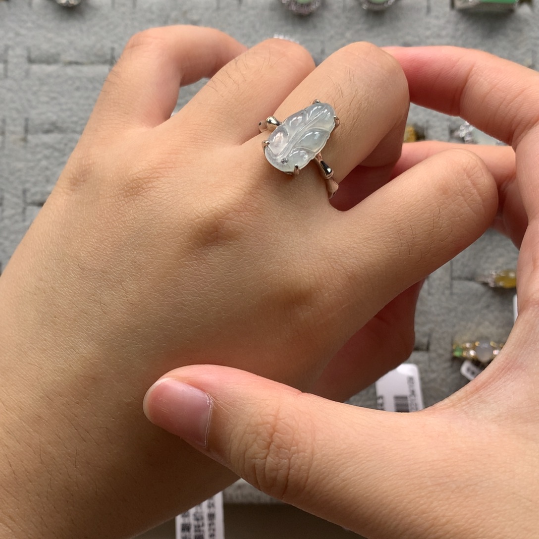 翡翠银S925镶嵌戒指戒指