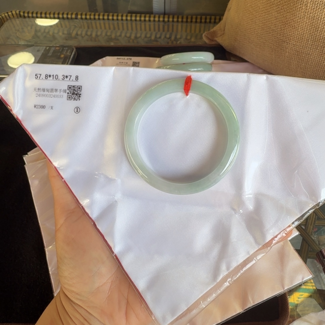 翡翠未镶嵌手镯翡翠手镯