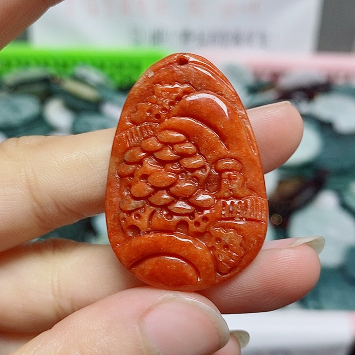 翡翠颈饰未镶嵌纯天然