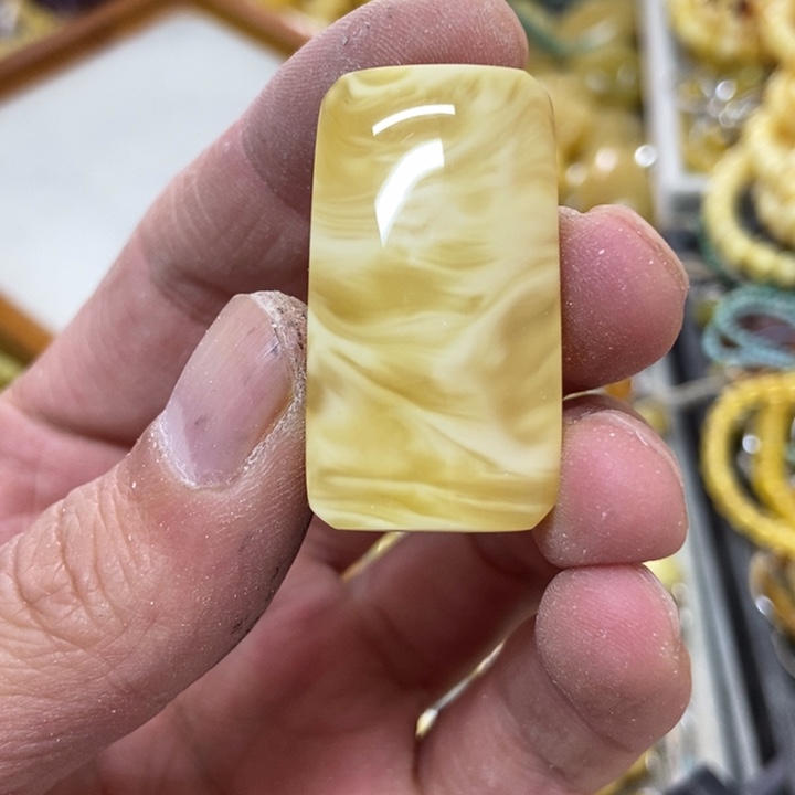 裸石蜜蜡未镶嵌吊坠