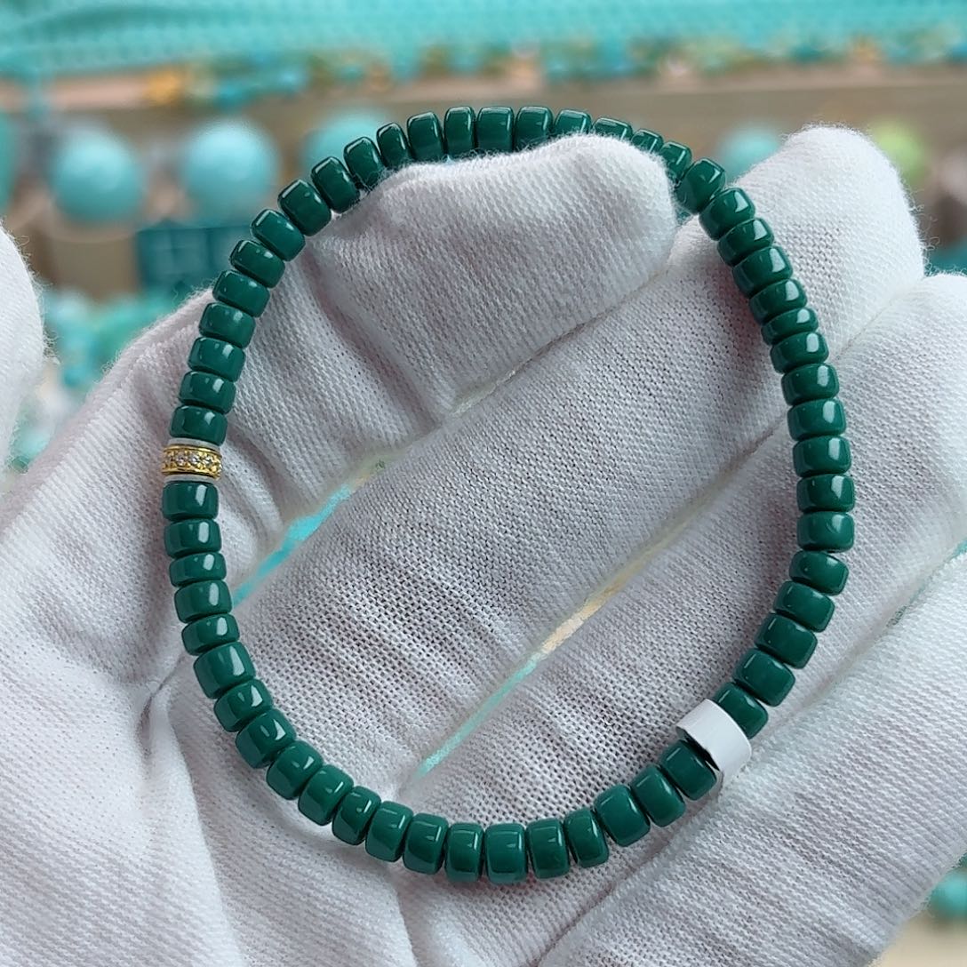 绿松石未镶嵌珠宝奇石（泡油）