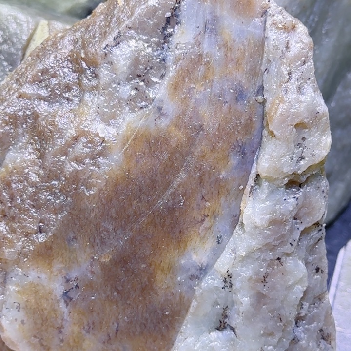 和田玉未镶嵌珠宝半成品