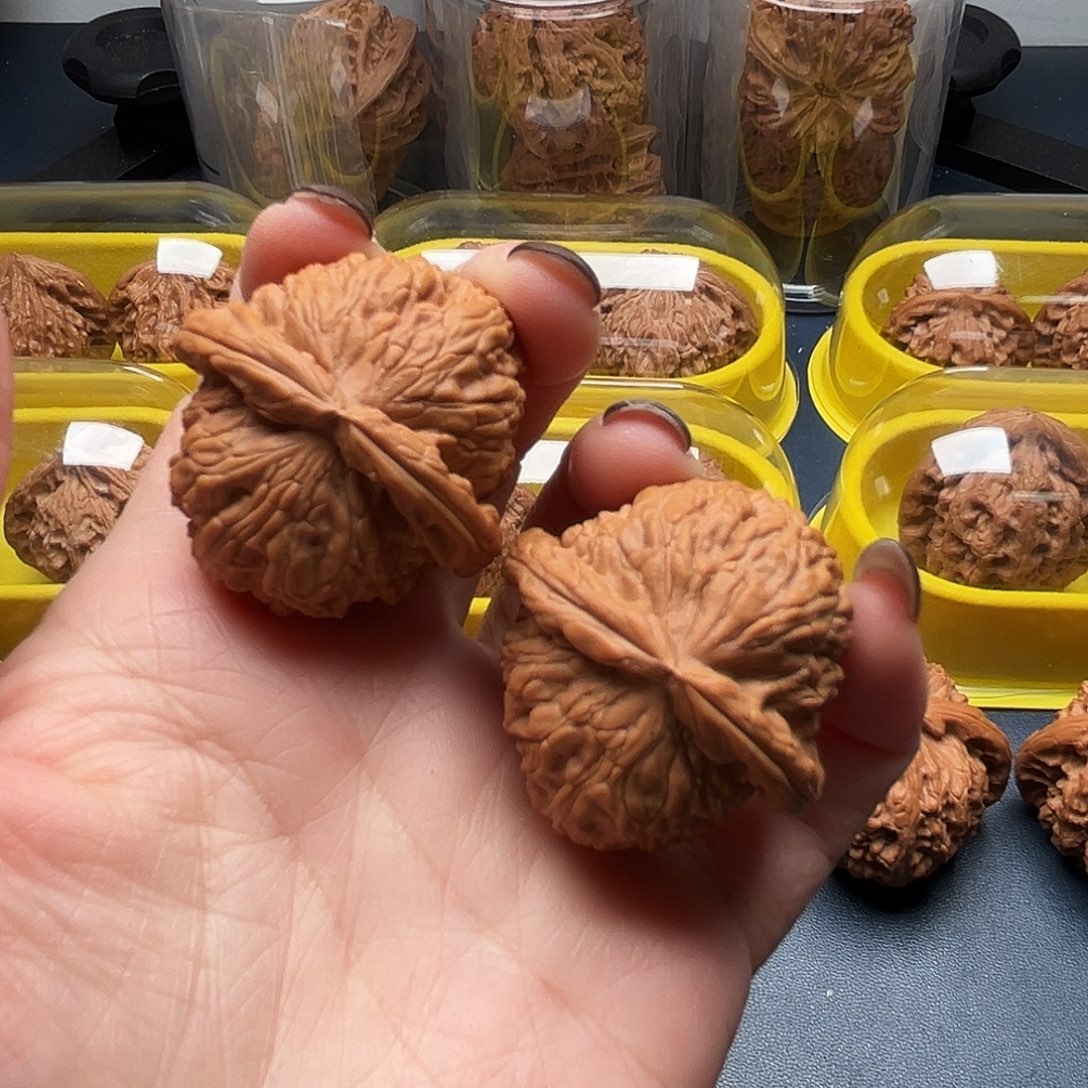 核桃35尺寸全品球白