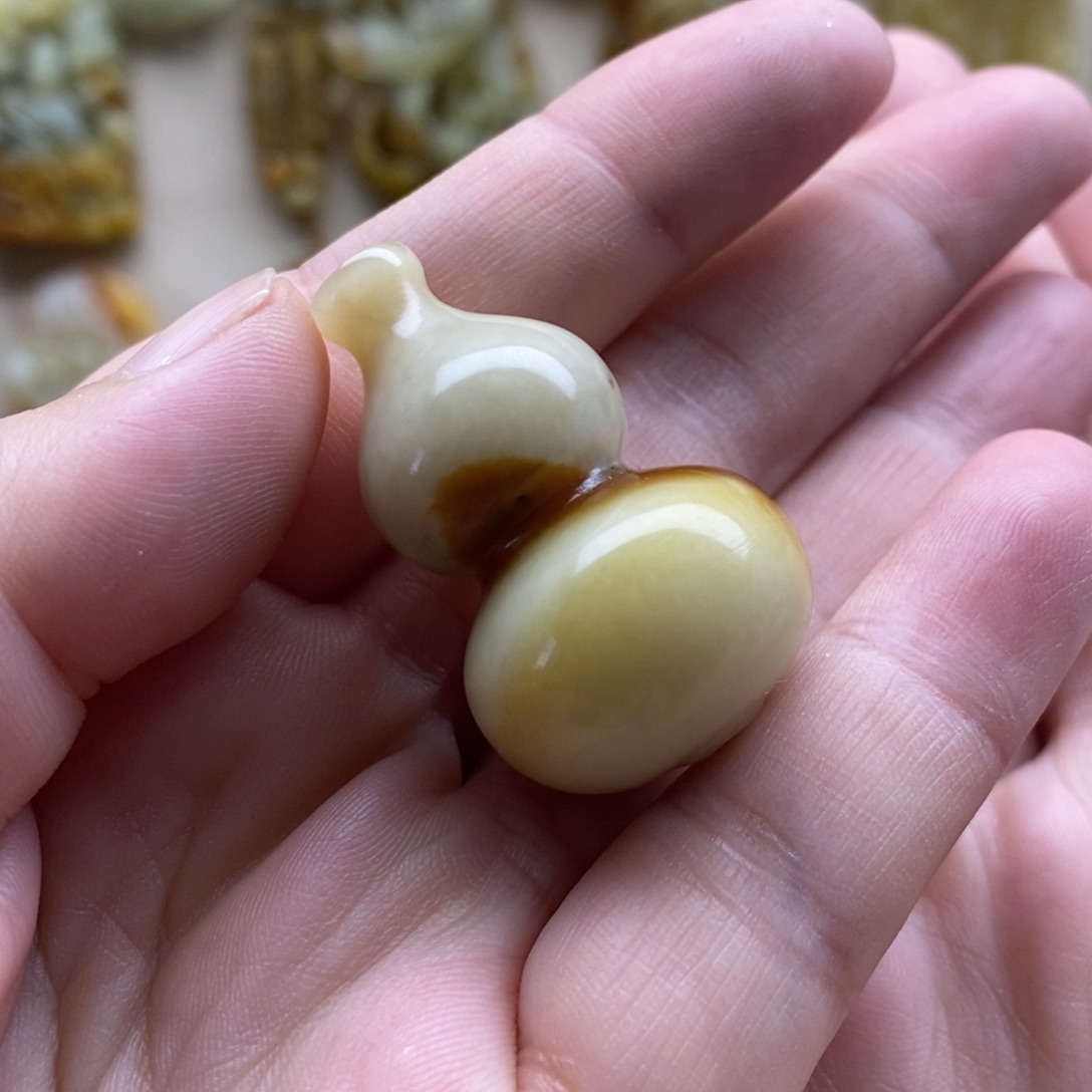 【闪购商品】未镶嵌岫玉颈饰
