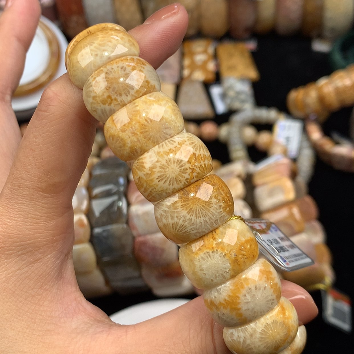 【闪购商品】硅化珊瑚（珊瑚玉）手镯未镶嵌金黄烟花原200满减170到手