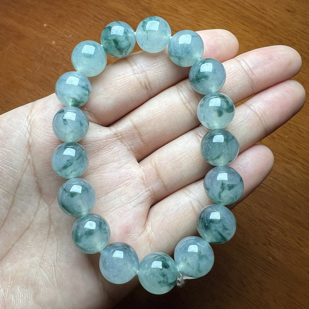 缅甸翡翠A货 糯冰种飘花手链 12.3mm*17颗