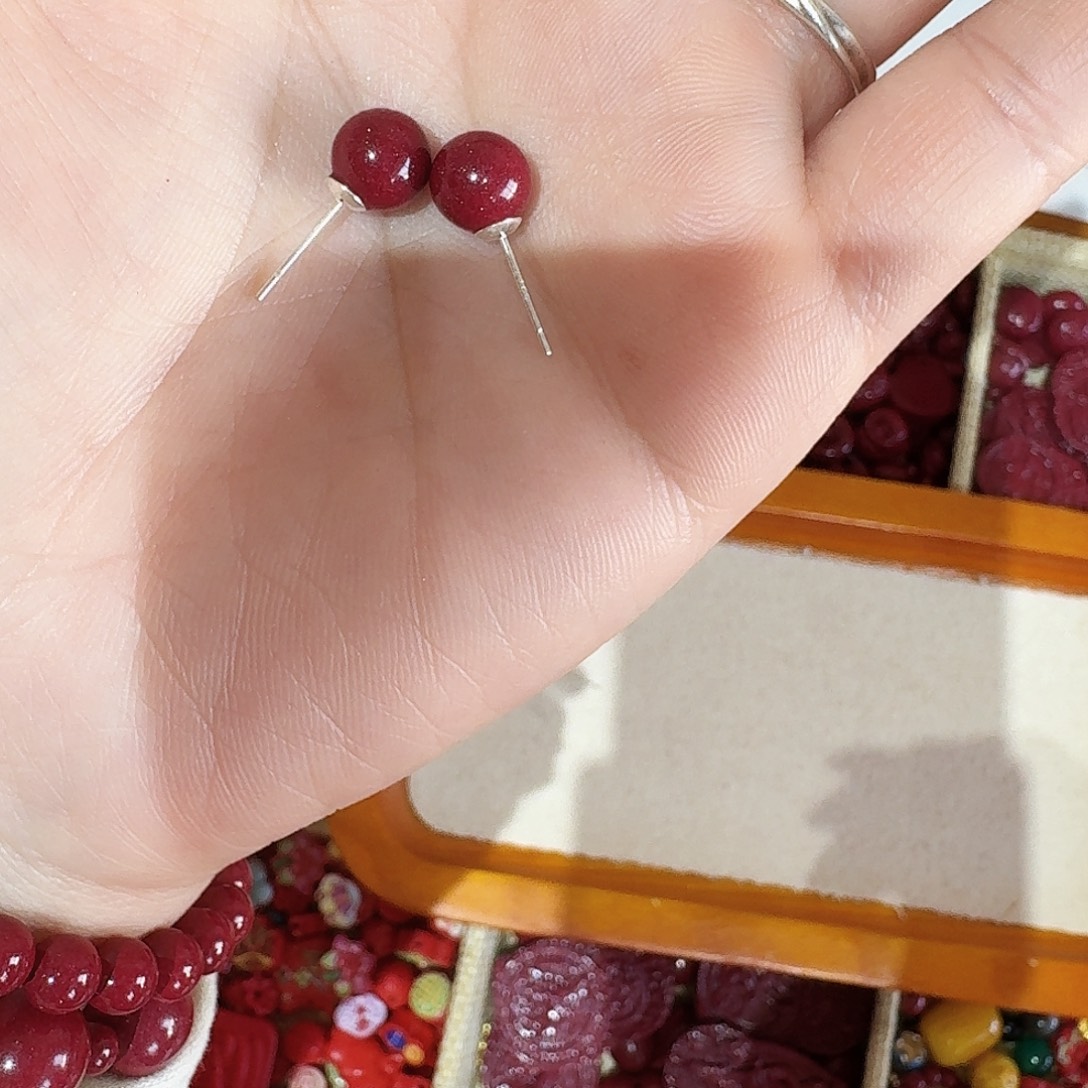 天然辰砂高含量紫金砂卡八珠珠耳钉