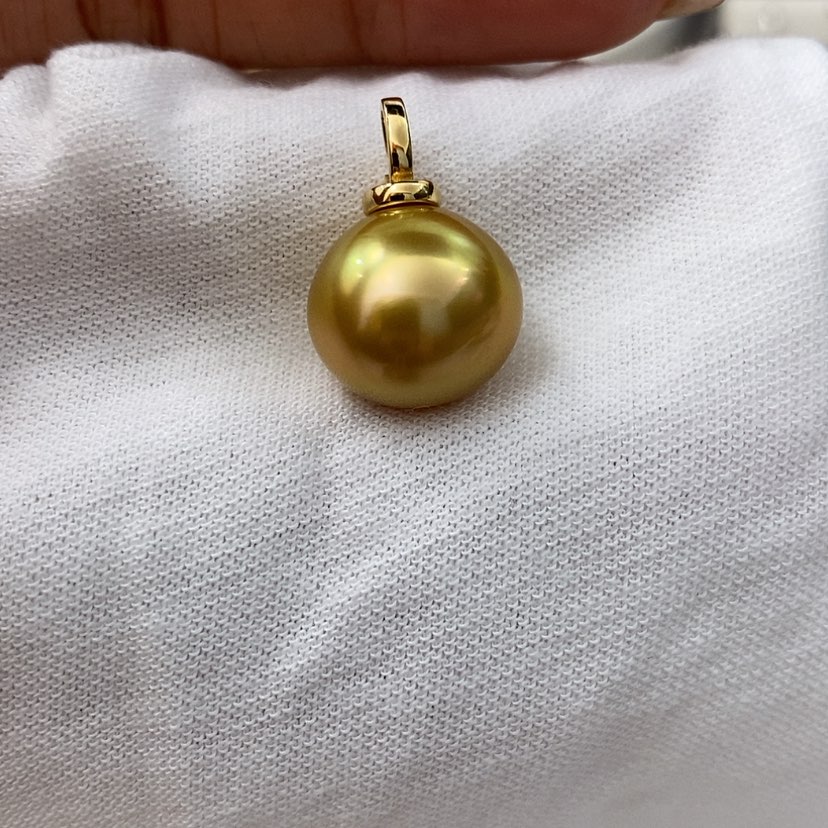 【闪购商品】海水珍珠颈饰18K金镶嵌阿****9