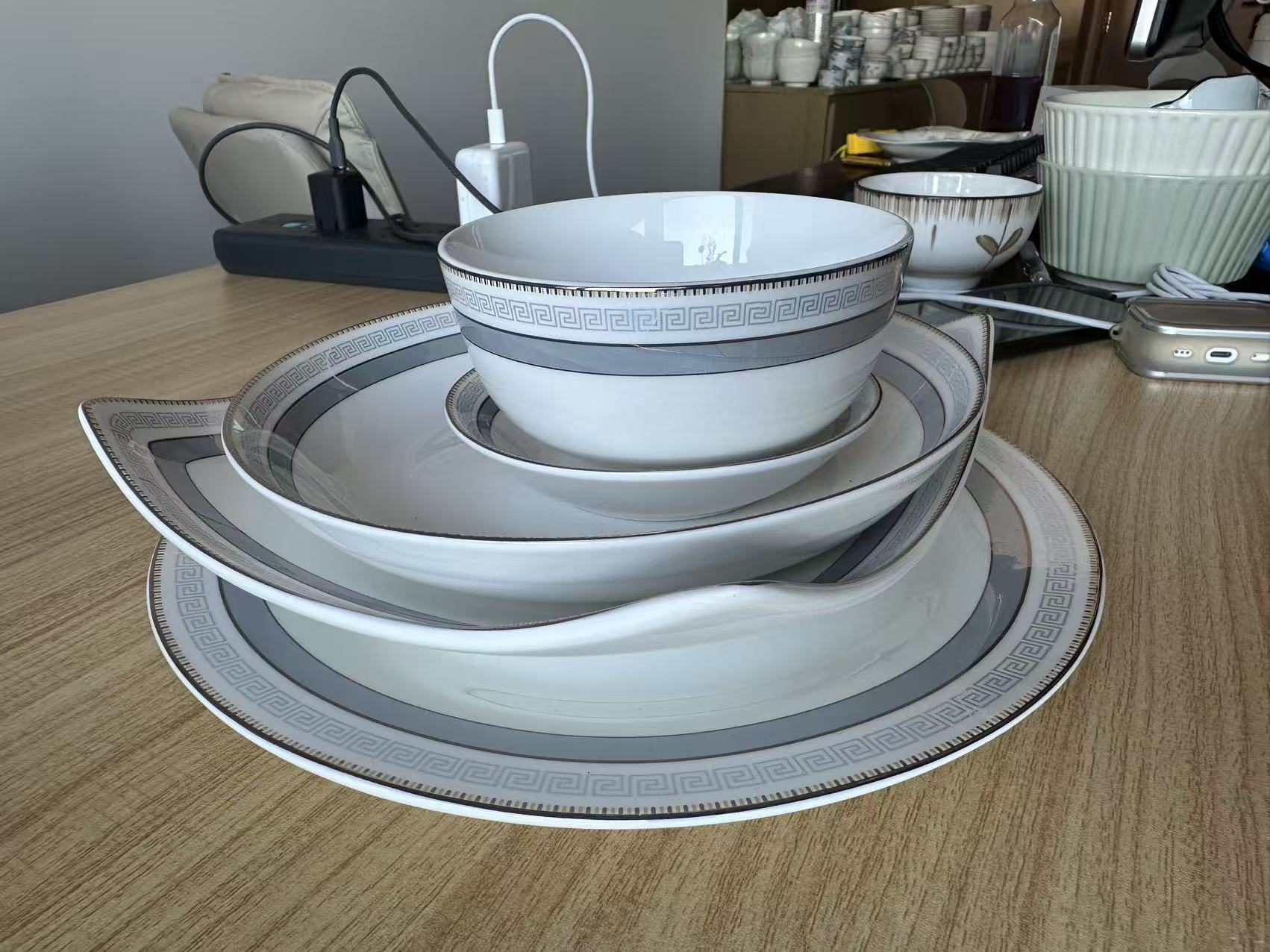 【微瑕】云海间家庭日用餐具