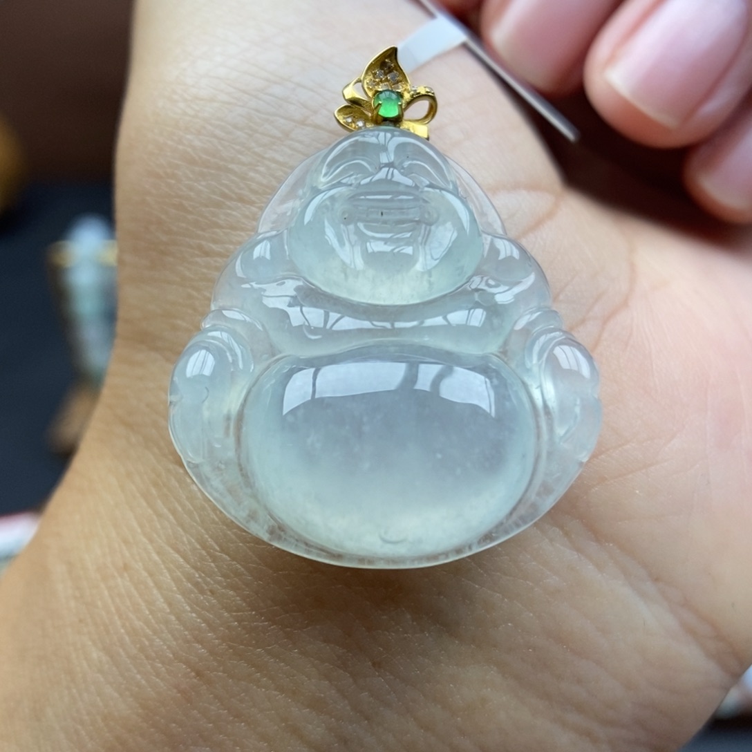 【闪购商品】颈饰18K金镶嵌翡翠64