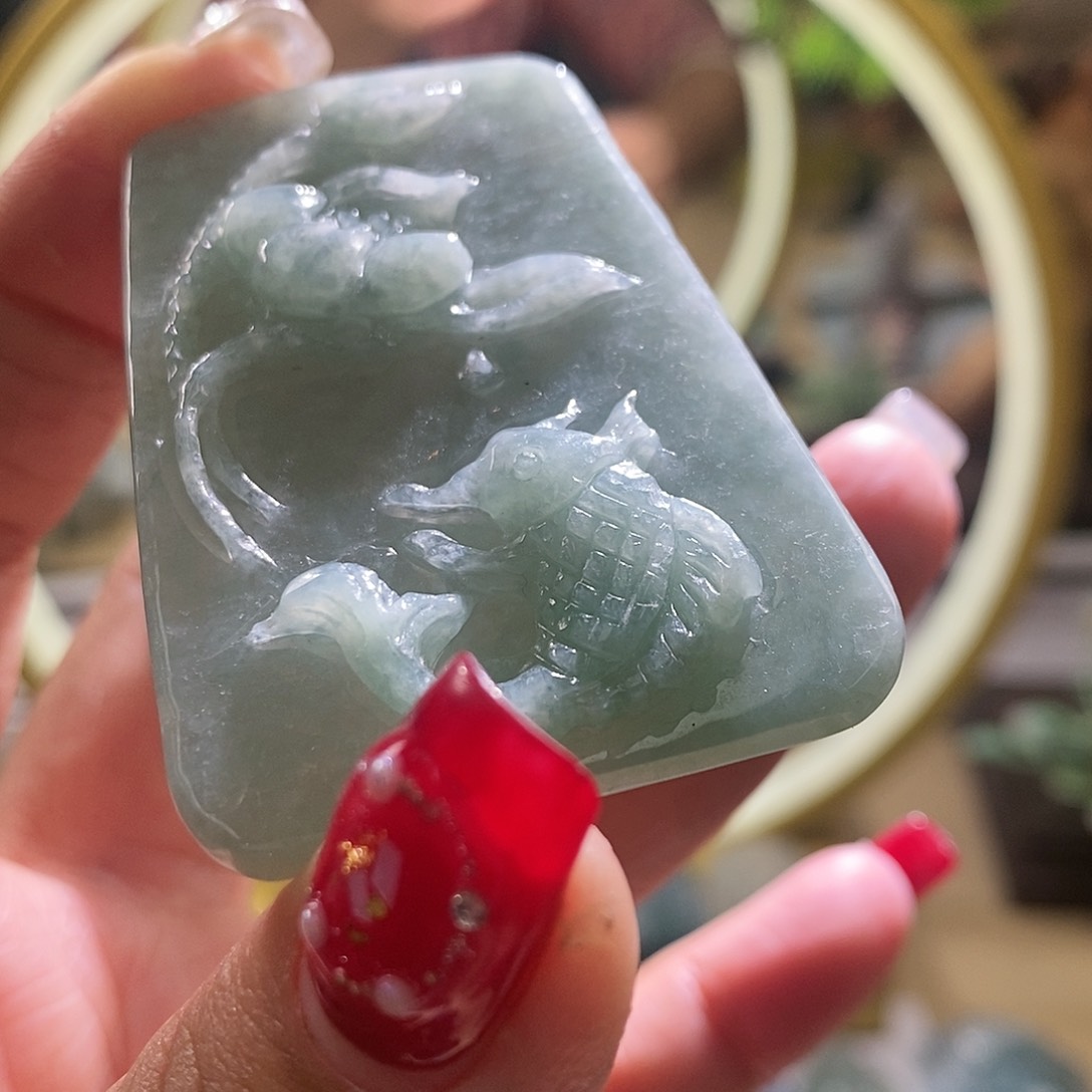 【闪购商品】翡翠颈饰未镶嵌荷叶