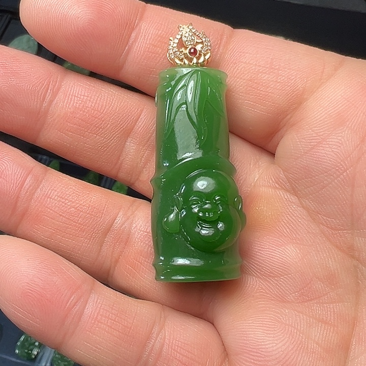 和田玉（碧玉）18K金镶嵌吊坠(不含链)