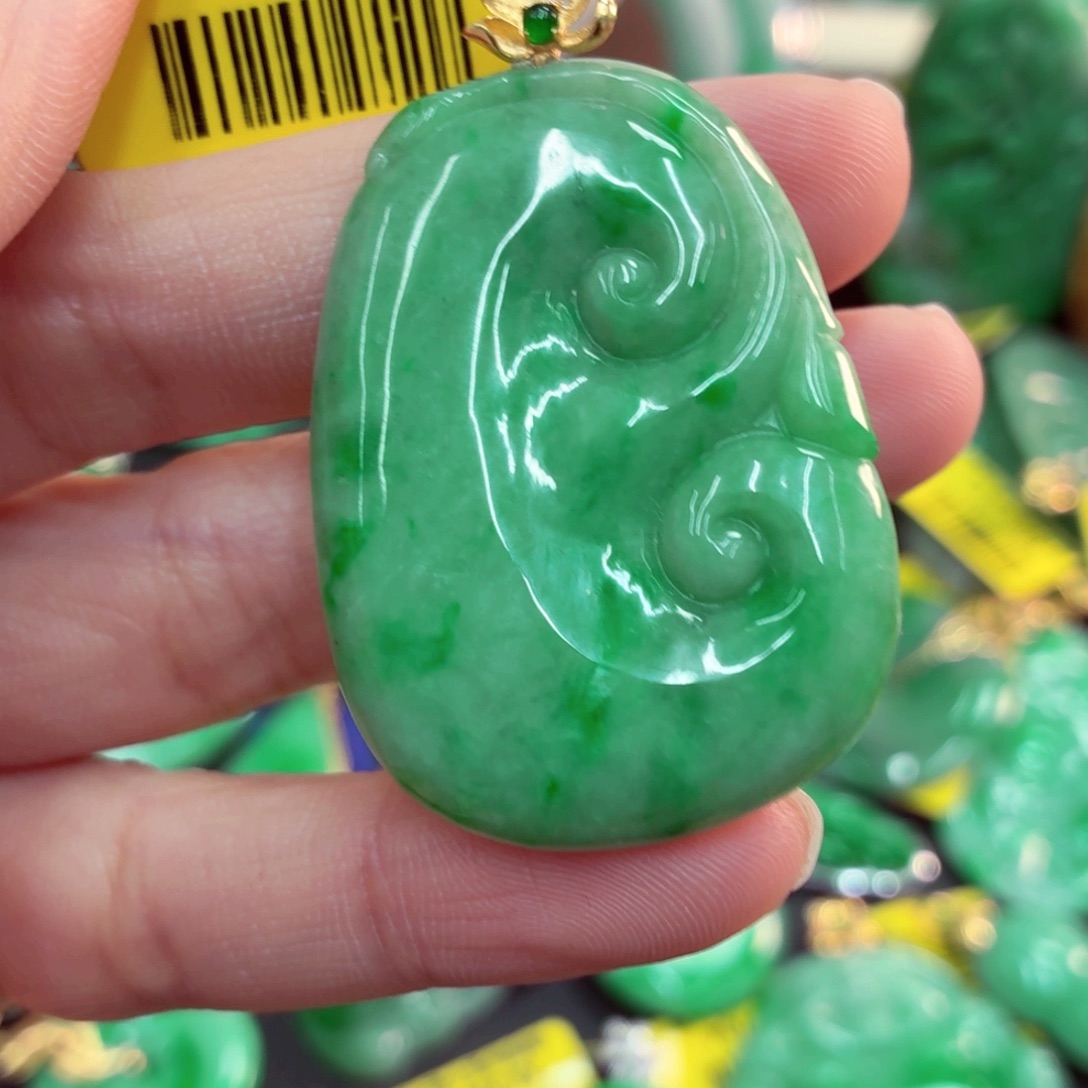 翡翠18K金镶嵌吊坠(不含链)