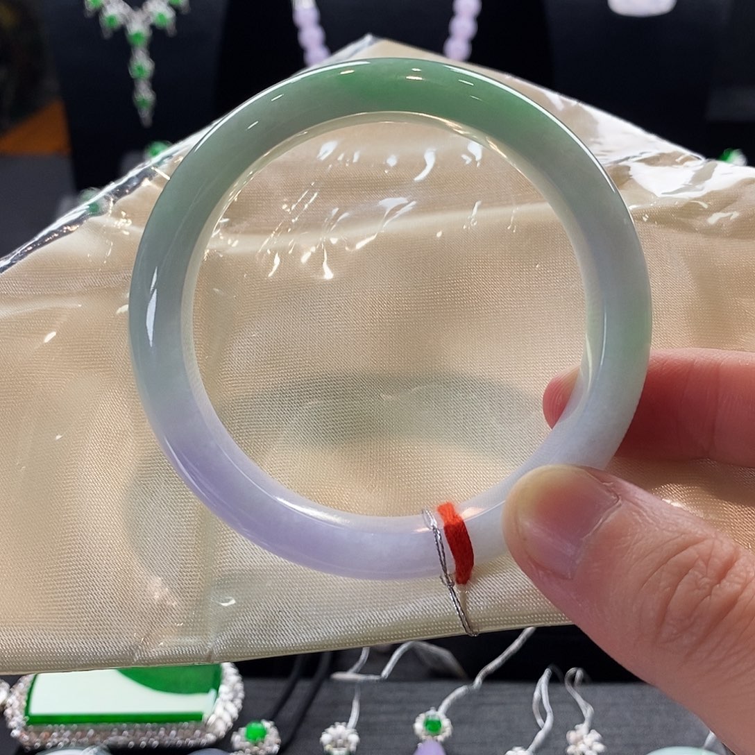 翡翠未镶嵌颈饰天然缅甸A货翡翠58.5圈口