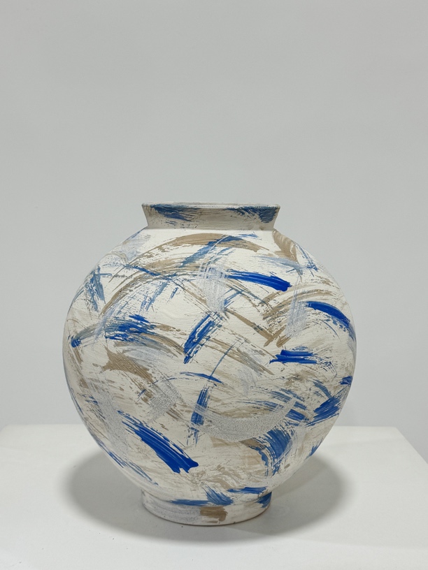 油画蓝线条手工花瓶