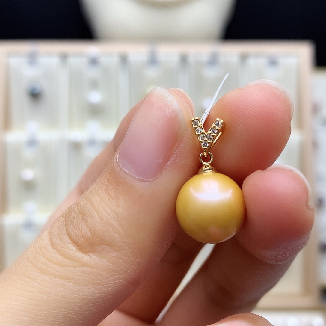 淡水珍珠合金颈饰