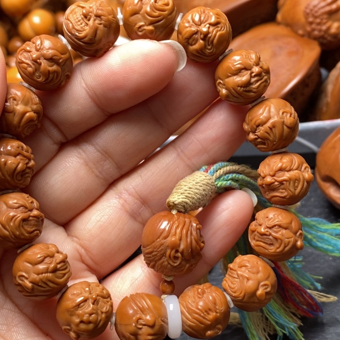 吊坠猴头核桃猴头