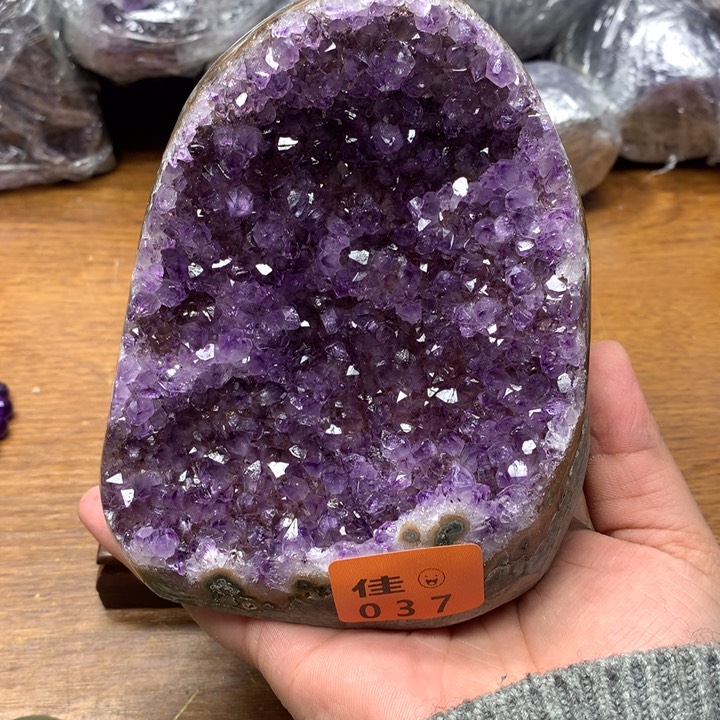 水晶大型摆件（非配饰）未镶嵌