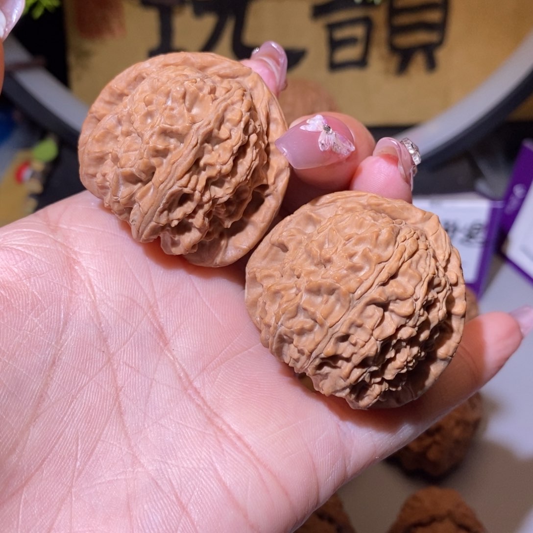 核桃手串/手链41尺白狮子